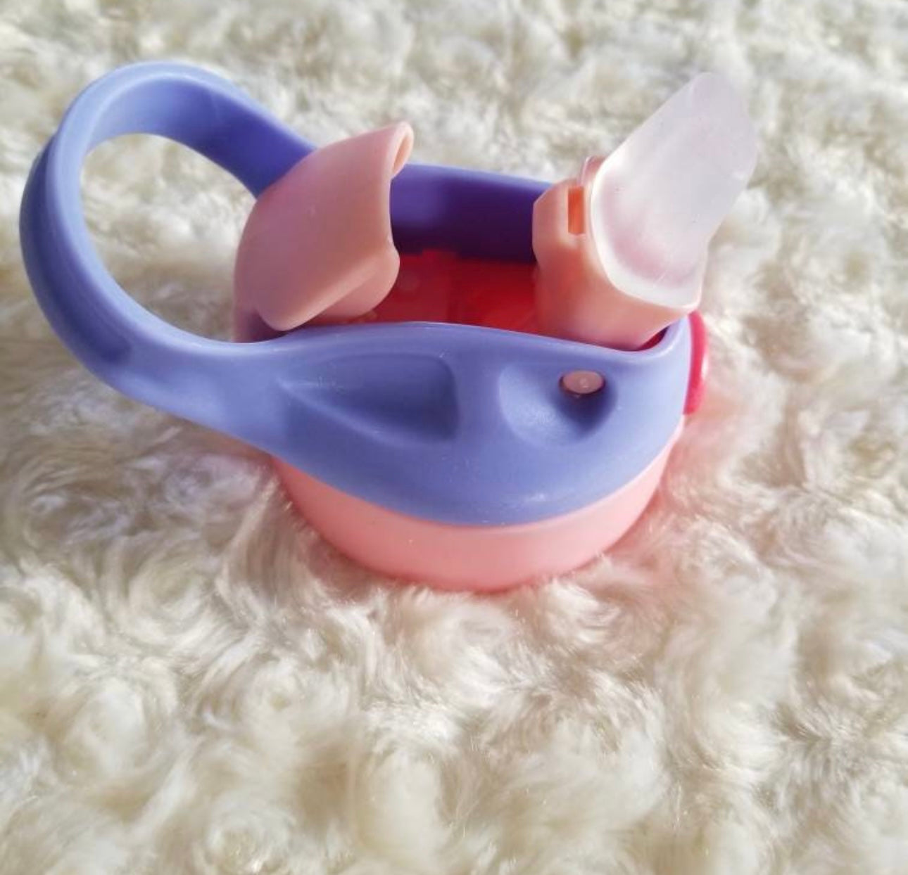 Dinosaur flip top cup