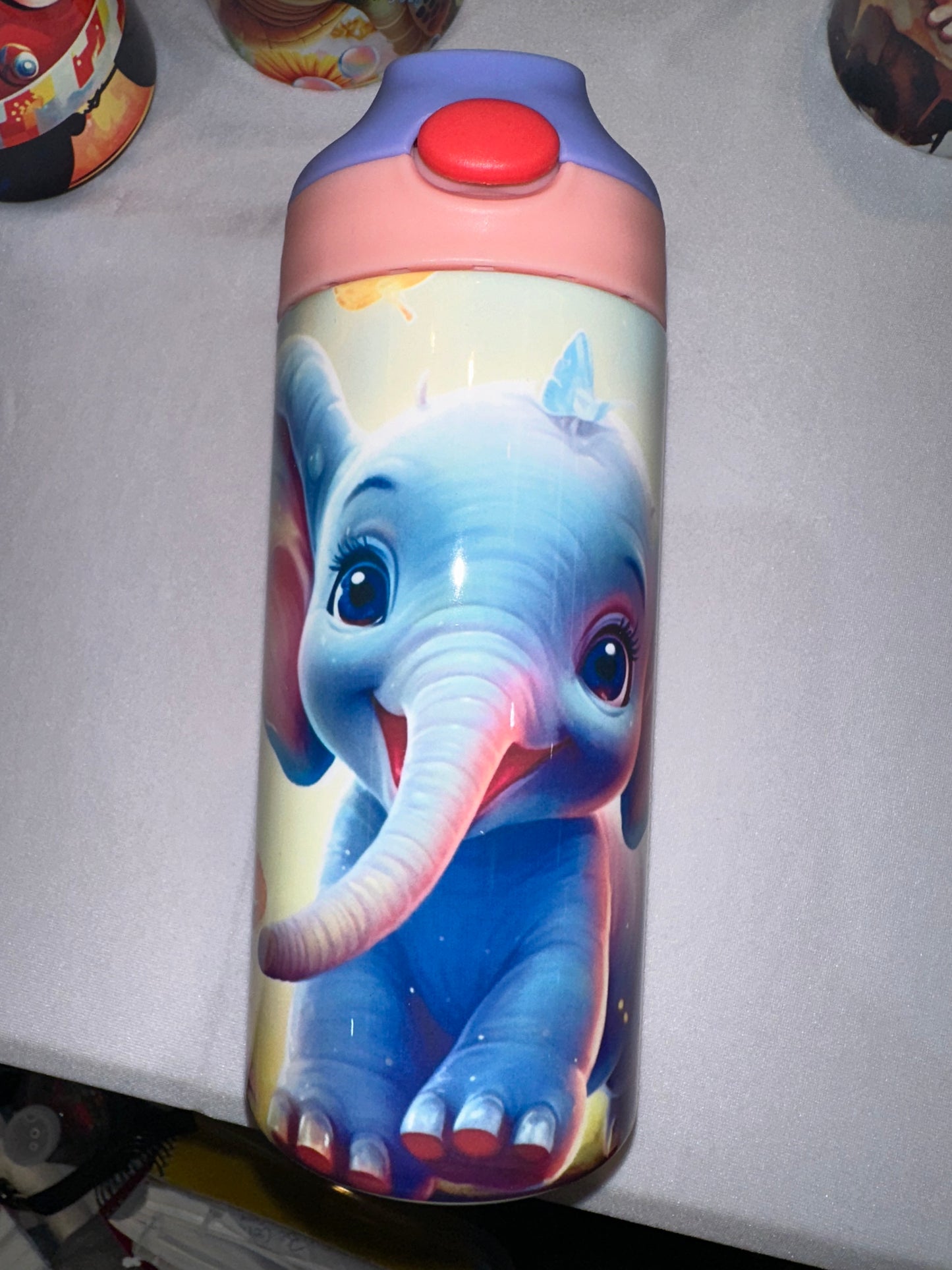 Elephant kid flip top cup